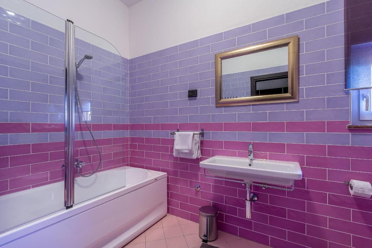 Apartment Maris Ровинь Экстерьер фото